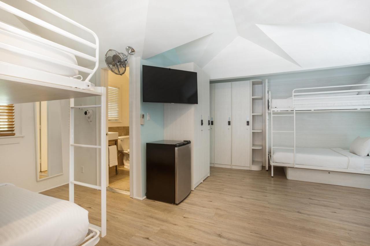Nyah - Adult Exclusive Bed & Breakfast Key West Exterior photo