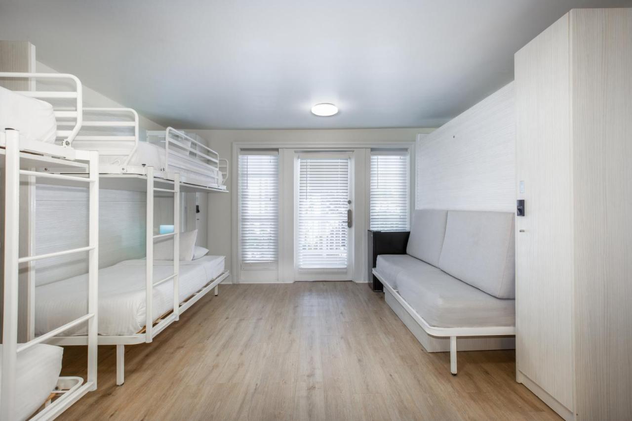 Nyah - Adult Exclusive Bed & Breakfast Key West Exterior photo