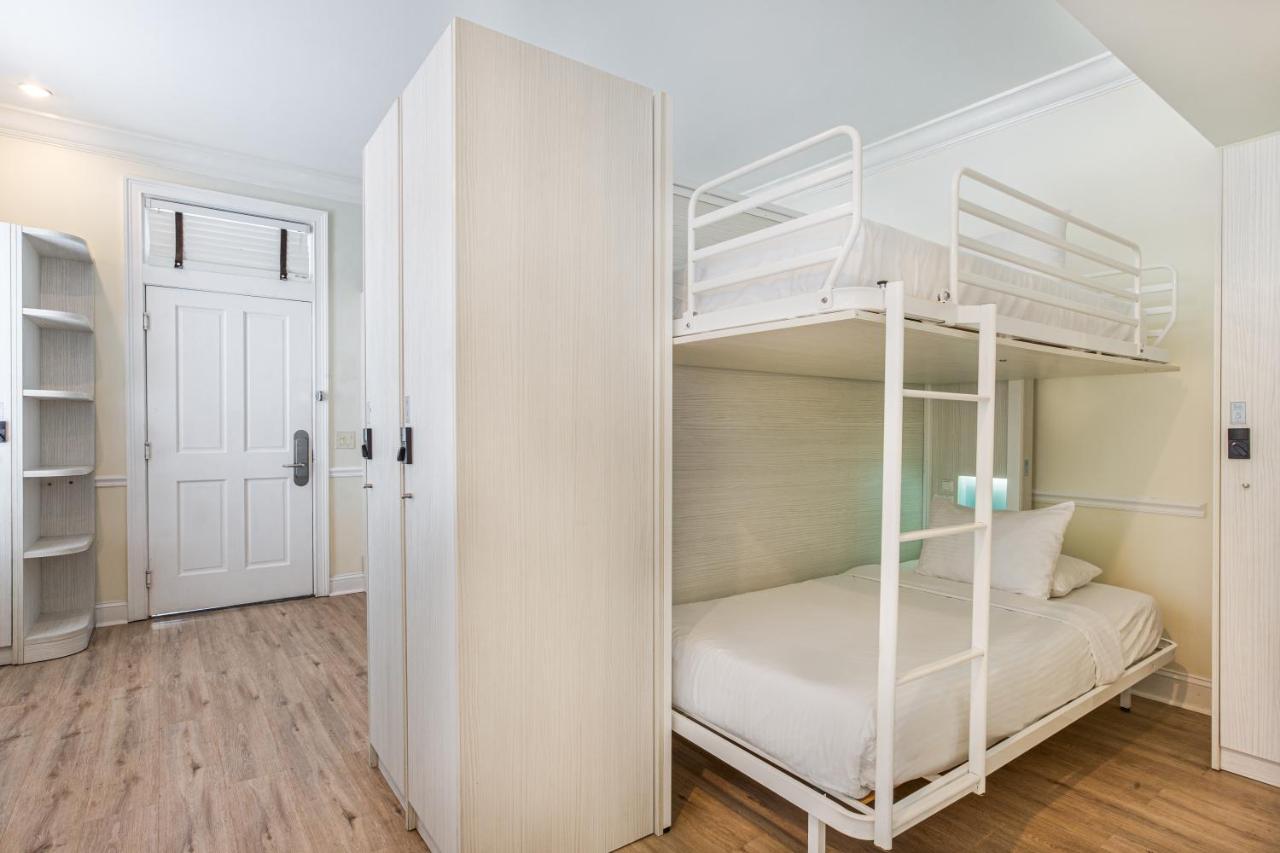 Nyah - Adult Exclusive Bed & Breakfast Key West Exterior photo
